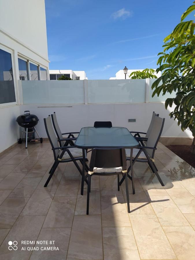 Villa Pousadoiro Playa Blanca  Esterno foto